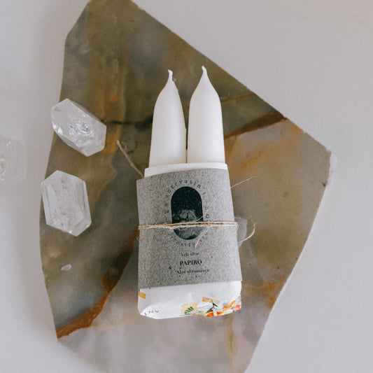 PAPIRO  Corta y Gorda 40gr  (Vela ritual Blanca: Abrir Camino y Claridad)