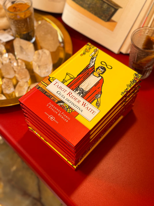Guía definitiva del Tarot Rider Waite – (es un libro) Edición Arkano Books
