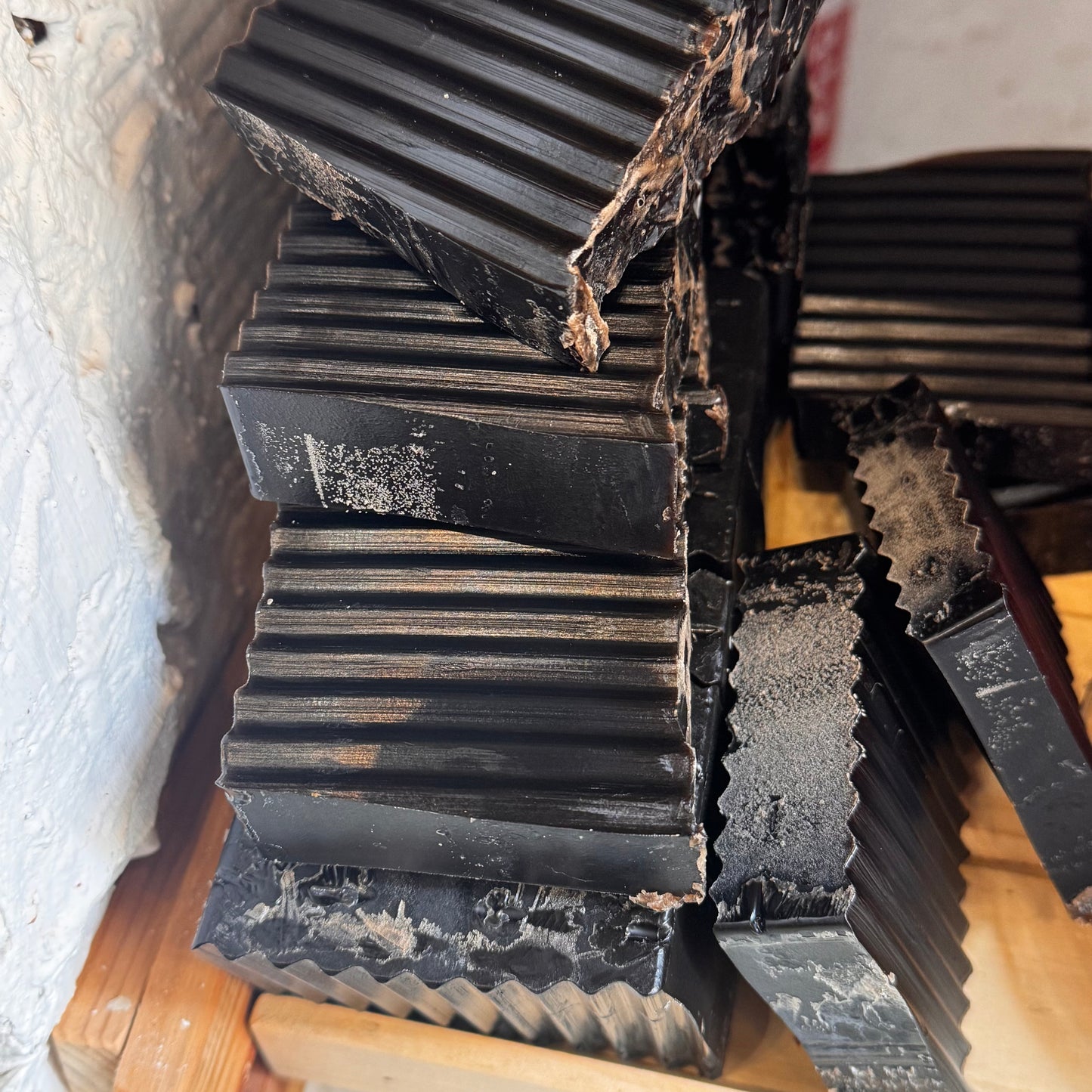 Jabón artesano de carbón (🐦🔥 renacer, purificar)
