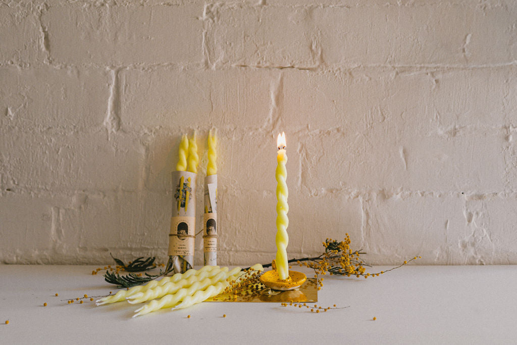 MIMOSA larga y trenzada 25gr/35gr (Vela ritual amarilla: Felicidad y alegría)