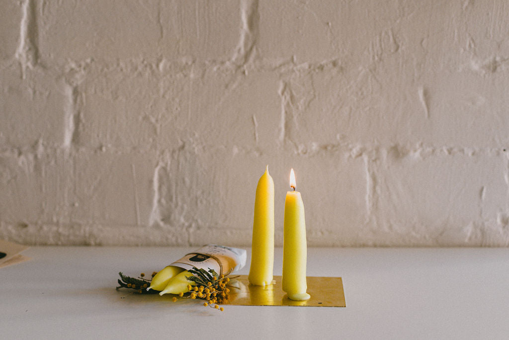 Vela ritual amarilla MIMOSA 40gr x 13cm (felicidad y alegría)