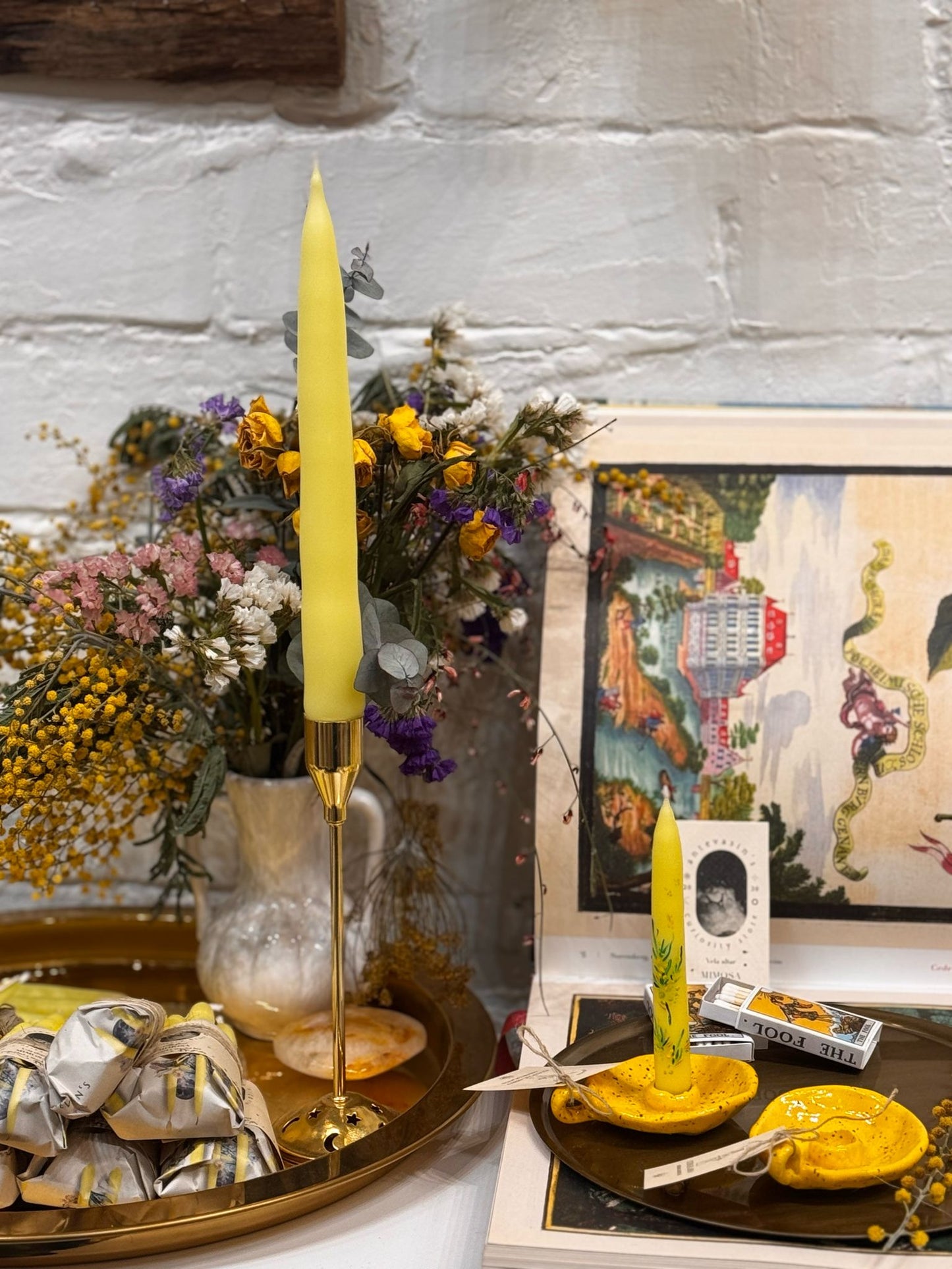 Caja Amarilla - Felicidad y Alegría