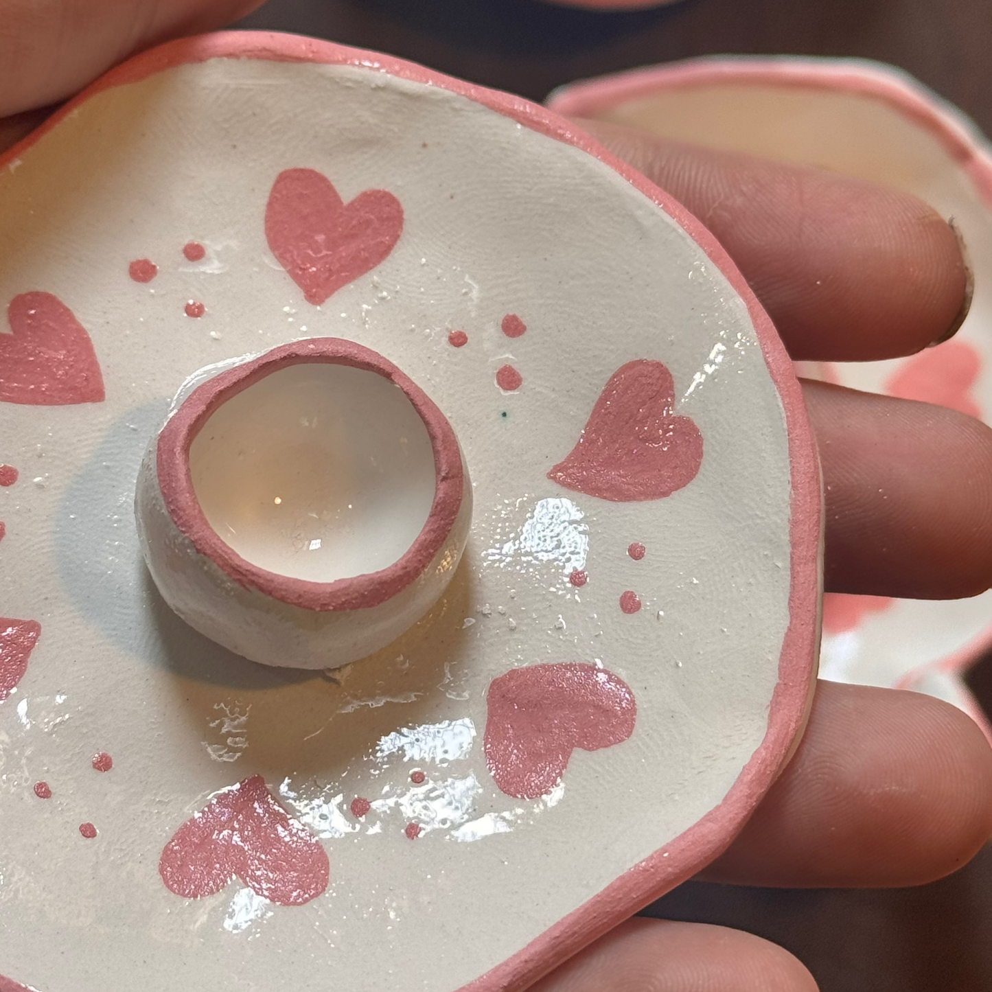 Cuencolabro pintado Corazones